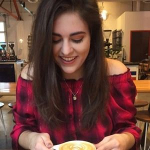 Meet your Posher, Renee